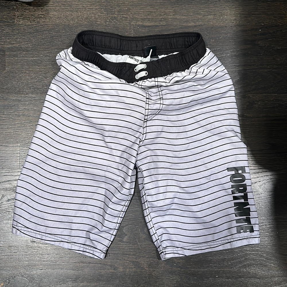 Fortnite boys size xl fortnite swim trunks gray and black